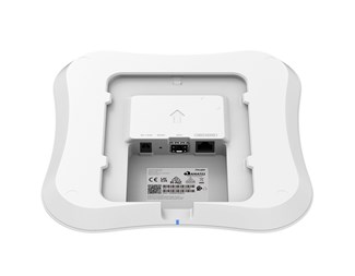 Wi-Fi 7 Tri-Radio ,13657Mbps,SFP,Undertaksmontage