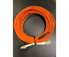 30m LC-LC OM2 Duplex, Armerad inomhuskabel