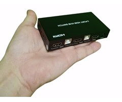 2 port HDMI 4K KVM Switch med 2,0 USB portar