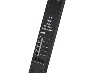 8x C13 ut, blåhand.16A in, 19''