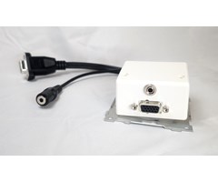 VGA + 3,5 mm stereo ljud