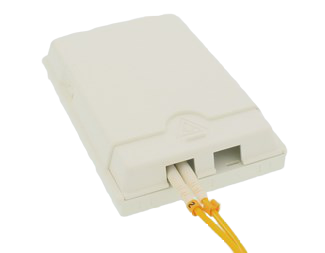 2 uttag för SC simplex eller LC duplex adapter