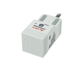 Distans 5mm, NO, PNP, 2m kabel