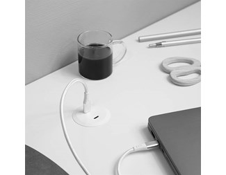 Vit dubbel USB-C-laddare QC3.0 30W