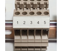 9,53mm bredd x 4,88m lång svart på baksidan