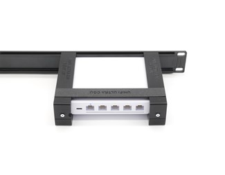 1U Svart 19" panel & fäste, Ubiquiti  ULTRA UCG